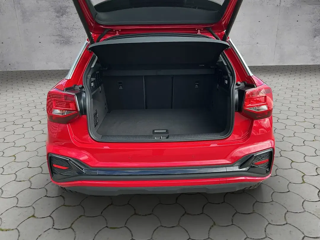 Audi Q2 30 TFSI S line - Thumbnail 10
