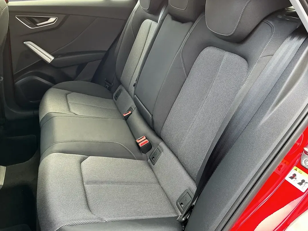 Audi Q2 30 TFSI S line - Thumbnail 11