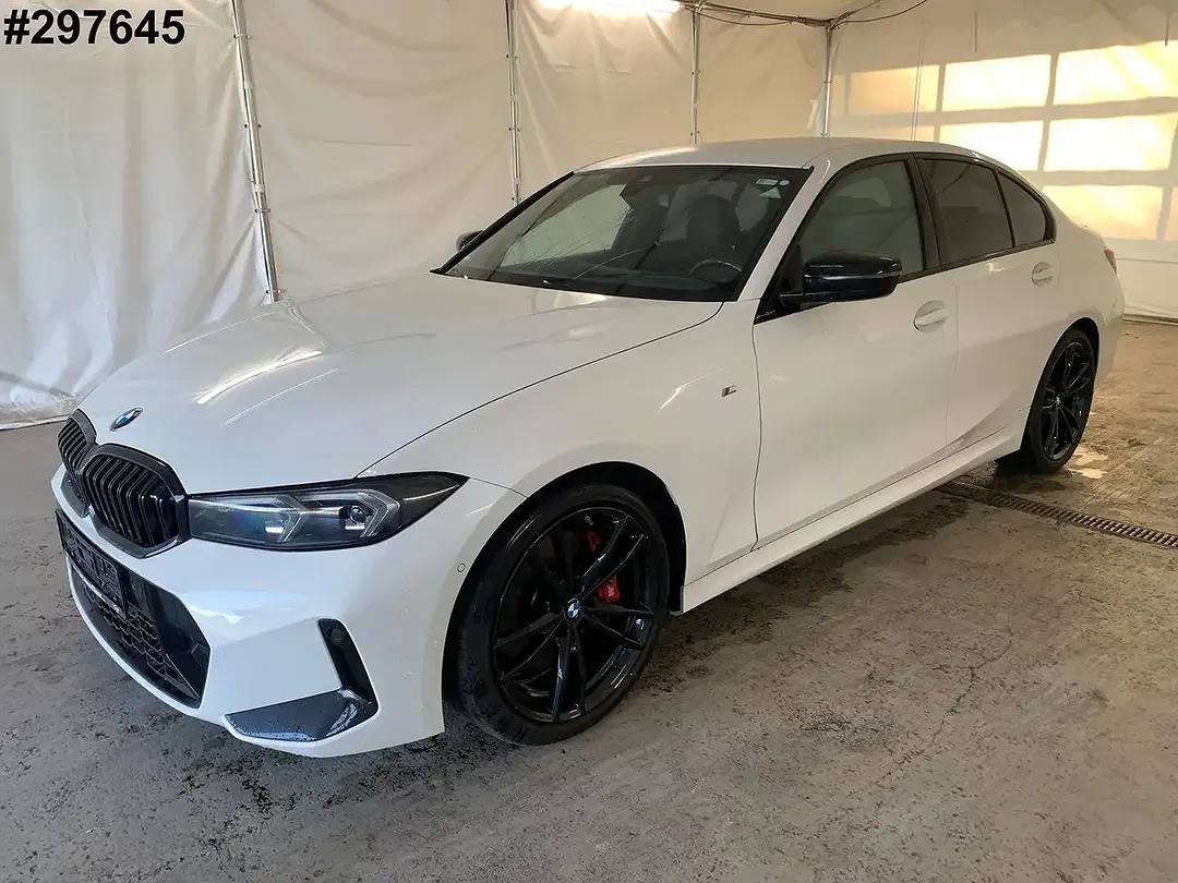 BMW 330 M Sport Pro - Thumbnail 1