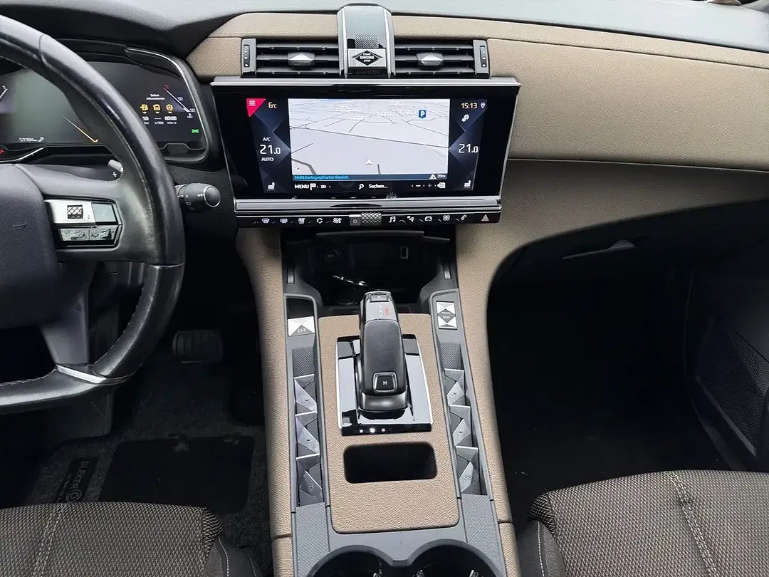 DS Automobiles DS 7 Crossback - Thumbnail 11