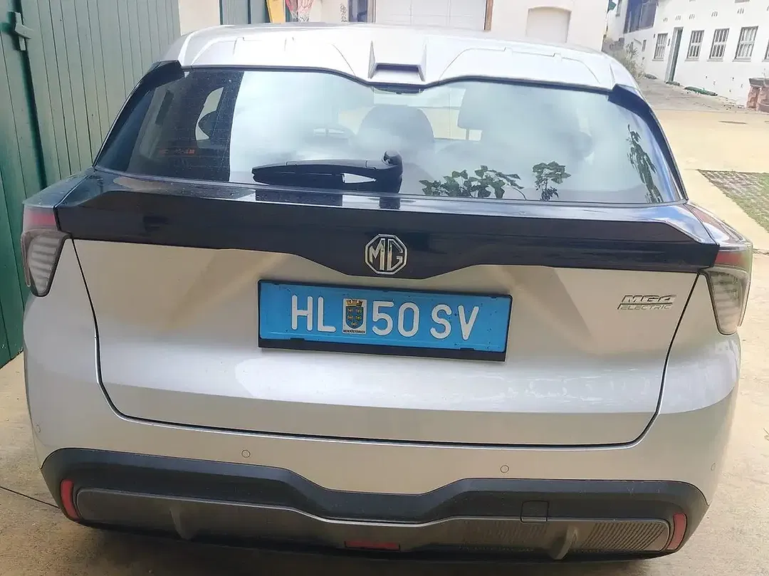 MG MG4 Standard - Thumbnail 4