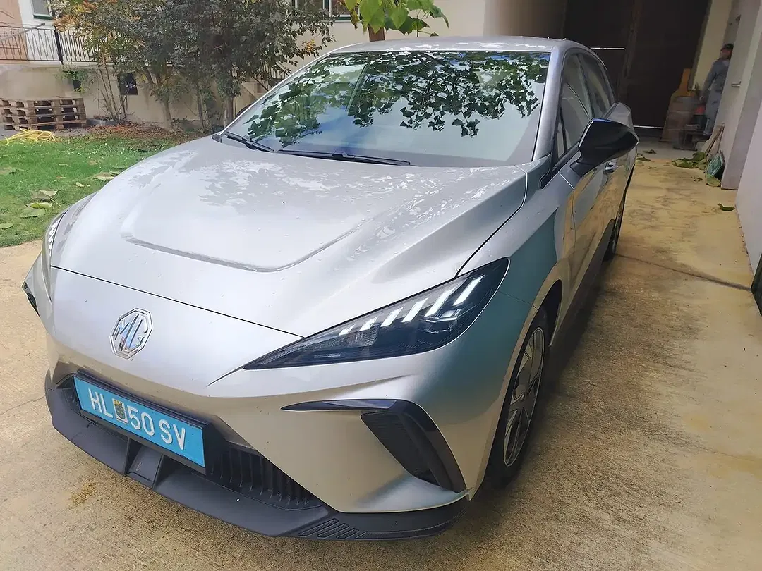 MG MG4 Standard - Thumbnail 6