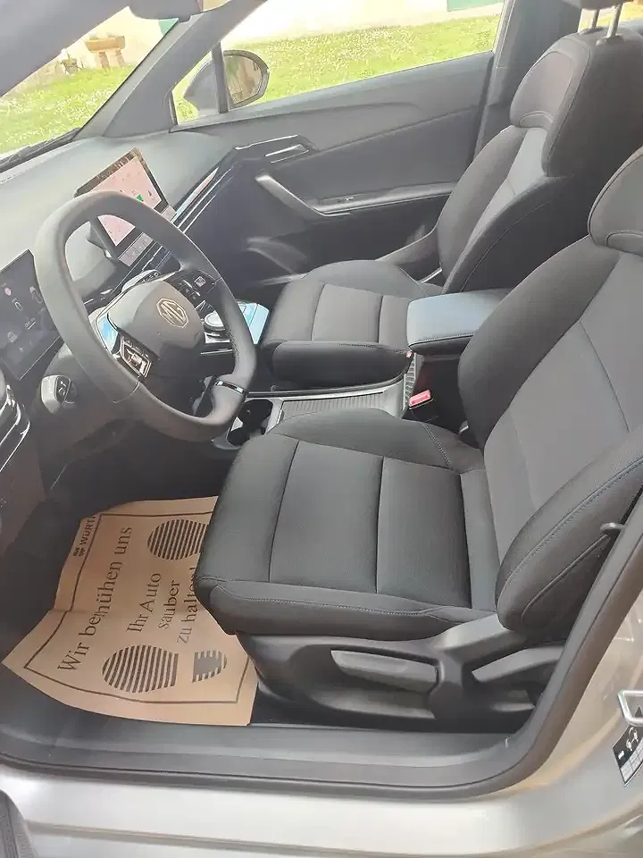 MG MG4 Standard - Thumbnail 9