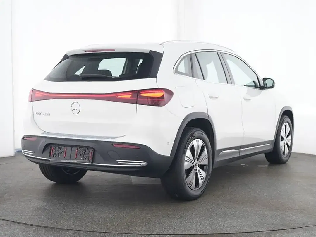 Mercedes-Benz EQA 250 - foto 2
