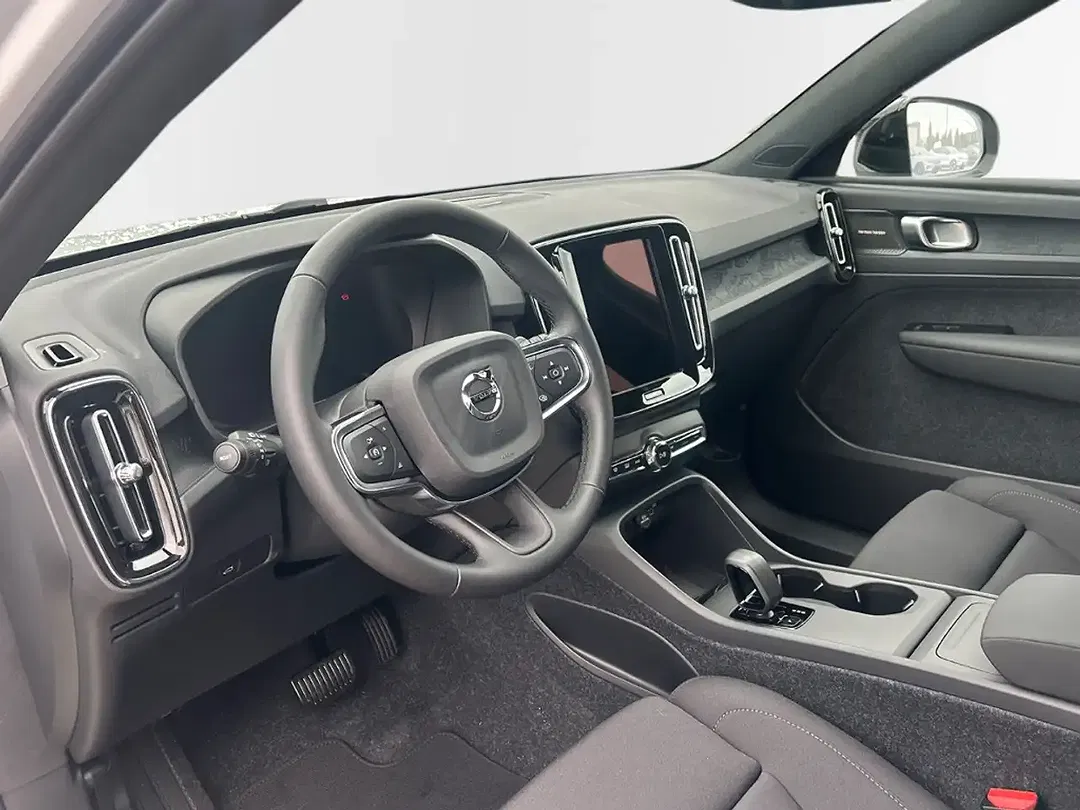 Volvo EX40 Single Motor Plus Black Edition - foto 14