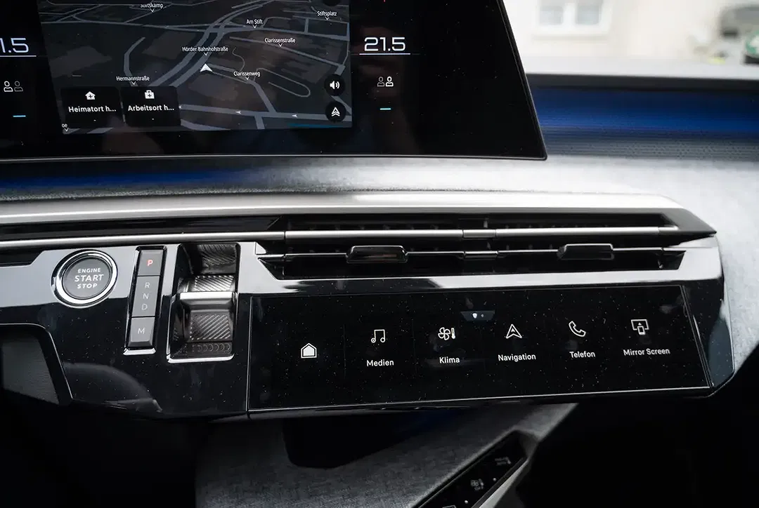 Peugeot 3008 145 e-DSC6 Hybrid GT - Thumbnail 11