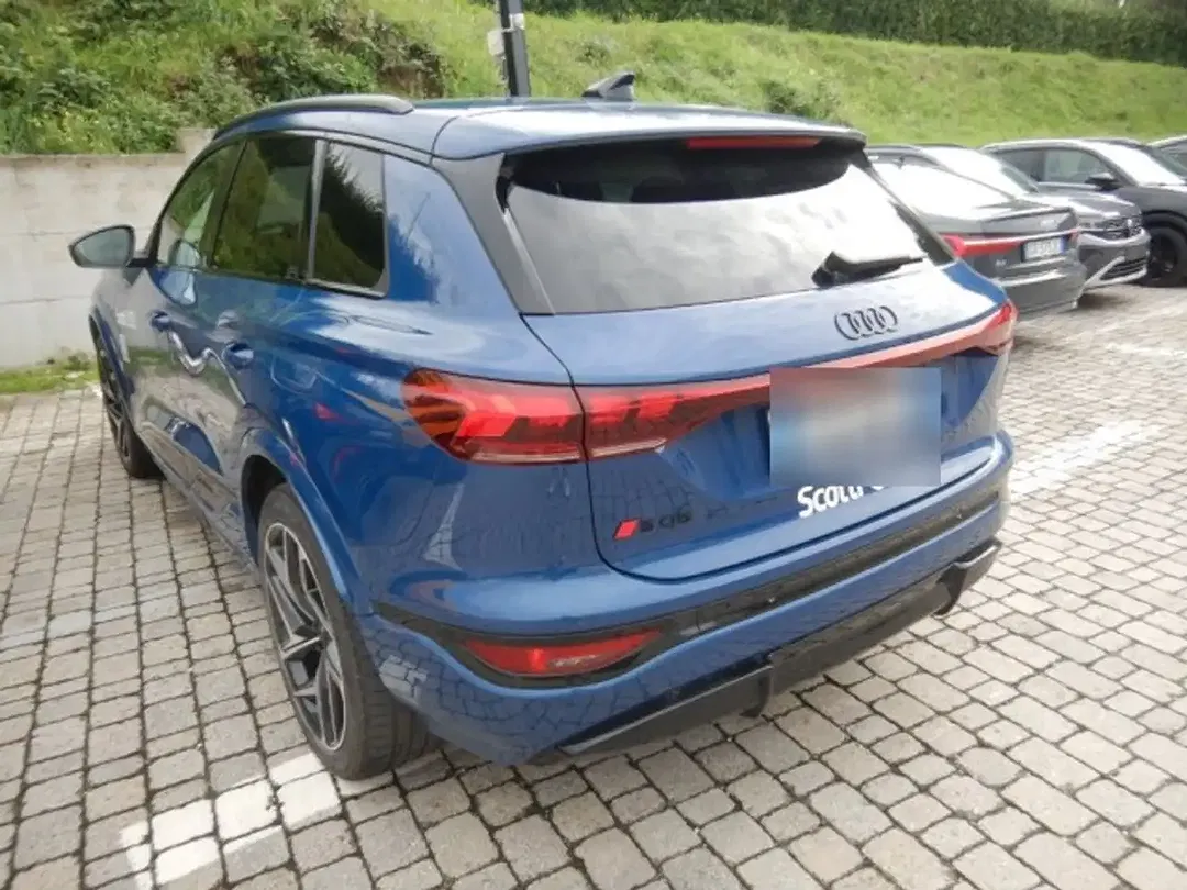 Audi SQ6 e-tron quattro Edition One - Thumbnail 6