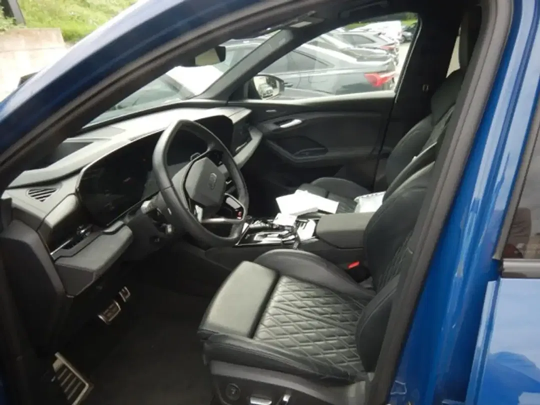 Audi SQ6 e-tron quattro Edition One - Thumbnail 9