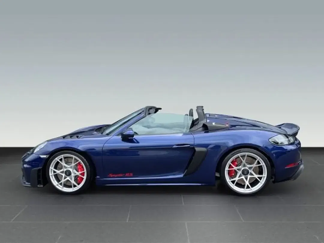 Porsche 718 Spyder RS - foto 2