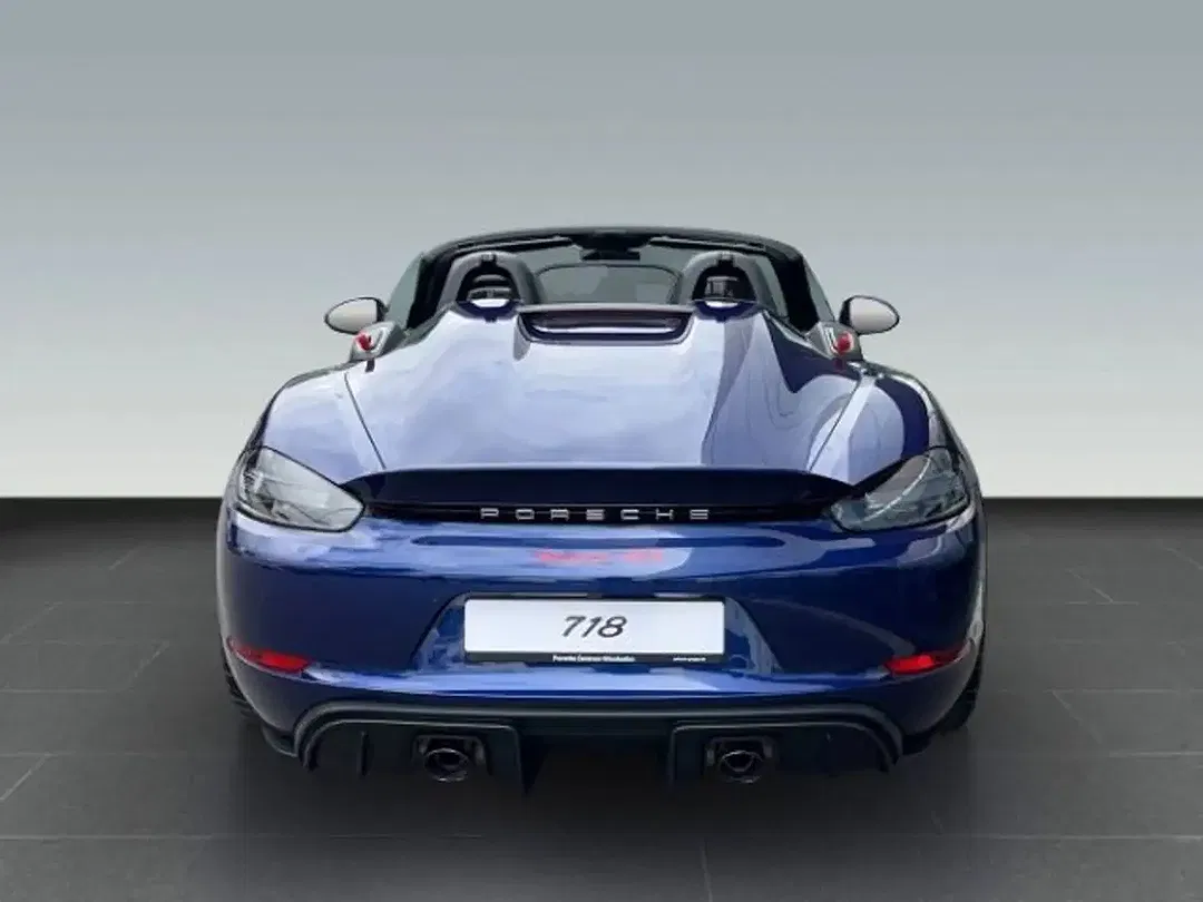Porsche 718 Spyder RS - Thumbnail 9