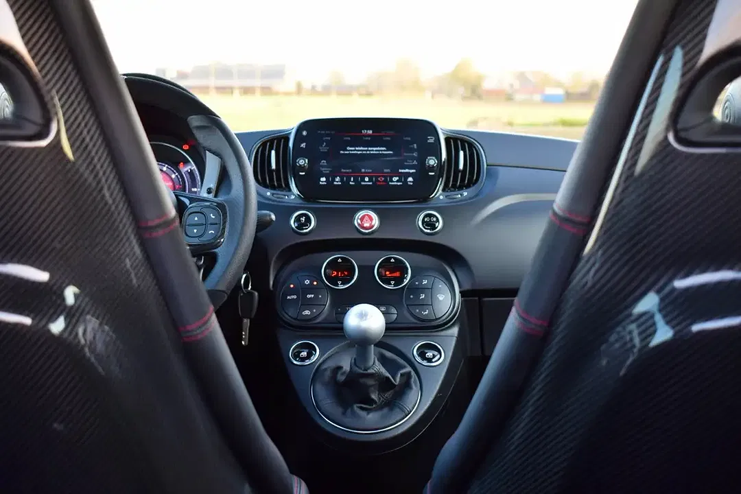 Abarth 695 1.4 Competizione - Thumbnail 12