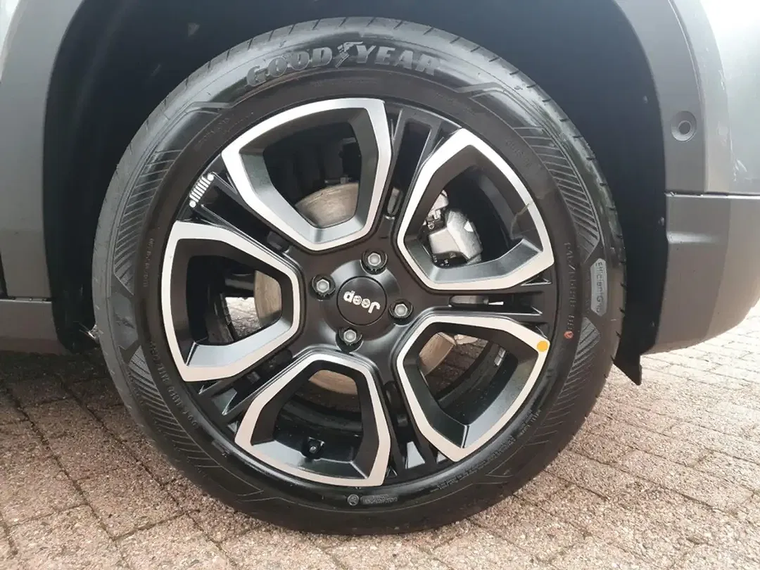 Jeep Avenger Summit - Thumbnail 7