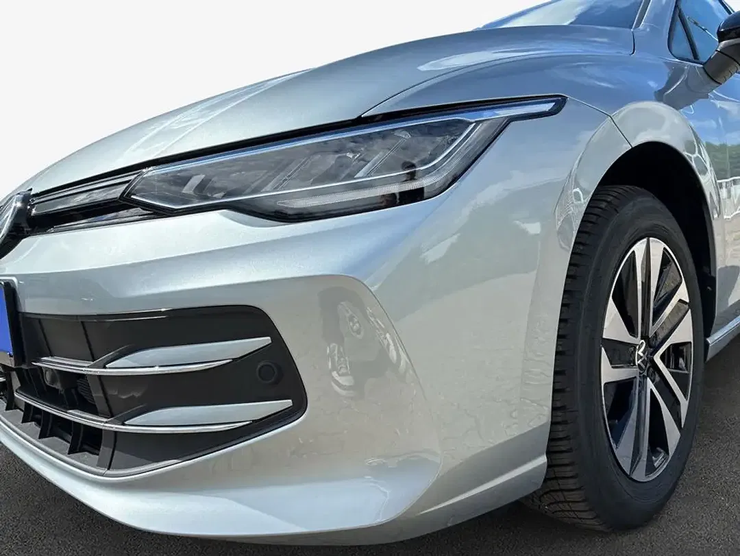 Volkswagen Golf 1.5 eTSI DSG - Thumbnail 6