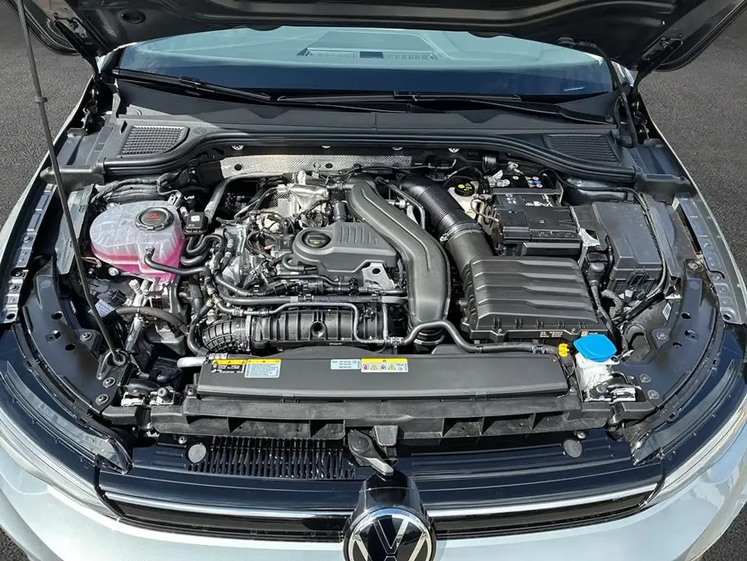 Volkswagen Golf 1.5 eTSI DSG - Thumbnail 8