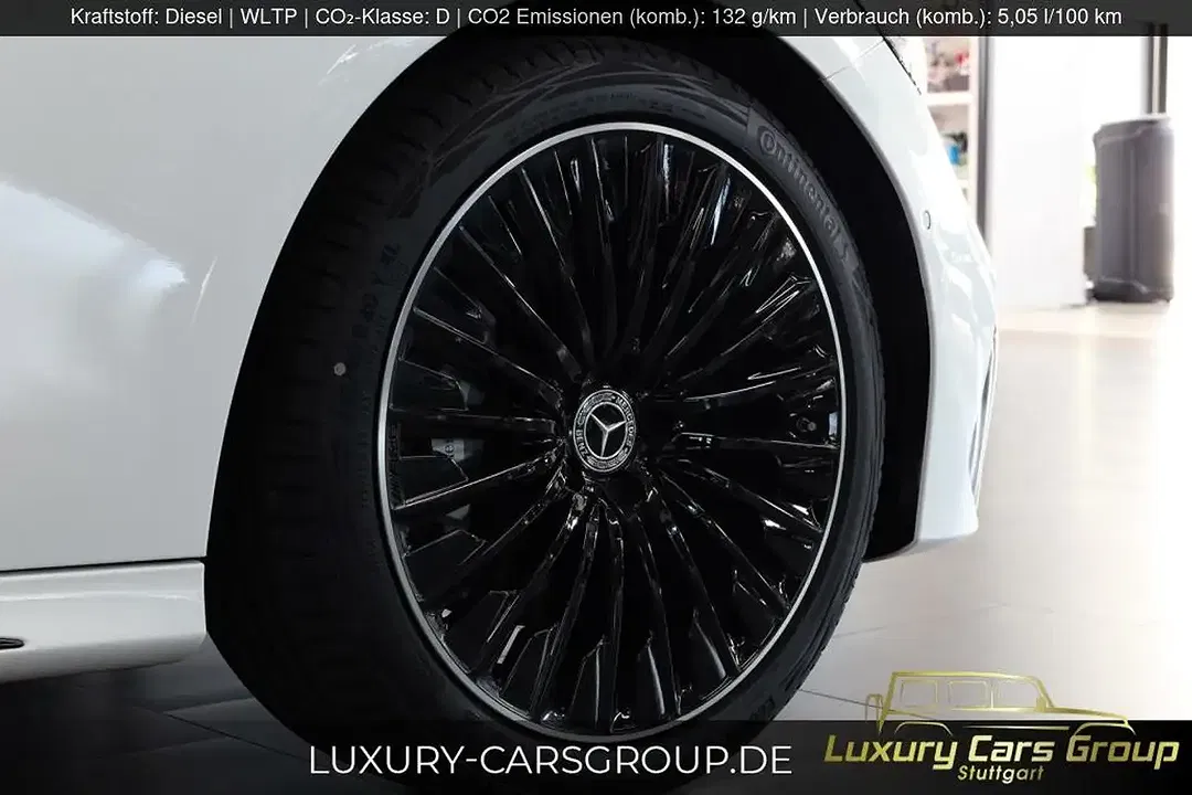 Mercedes-Benz E 220 - Thumbnail 10