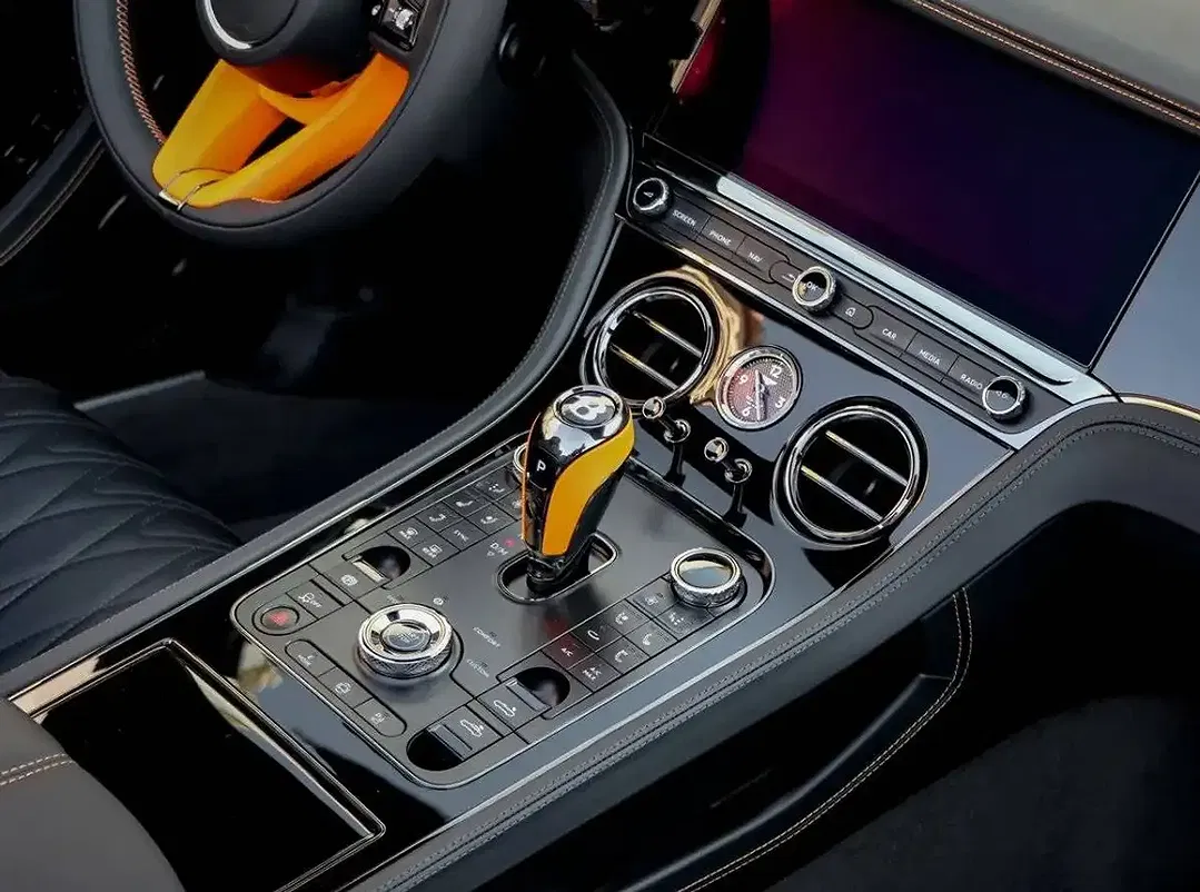 Bentley Continental GT 4.0 V8 Hybrid Azure - Thumbnail 10