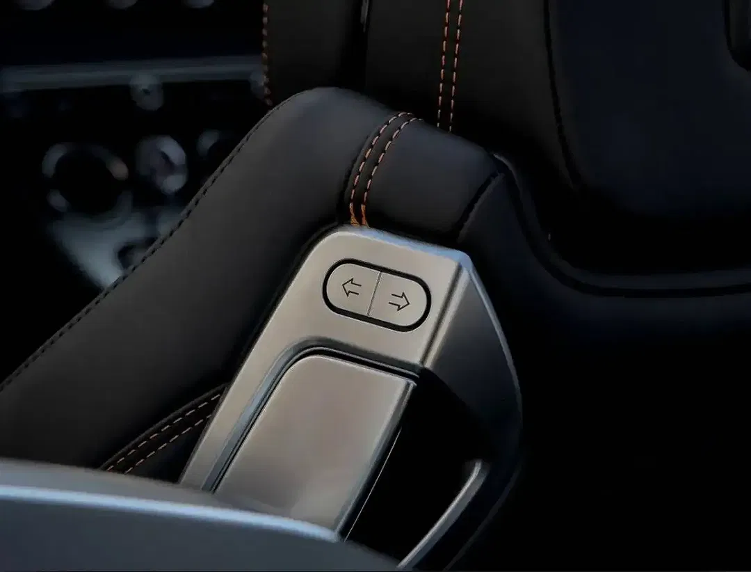Bentley Continental GT 4.0 V8 Hybrid Azure - Thumbnail 25