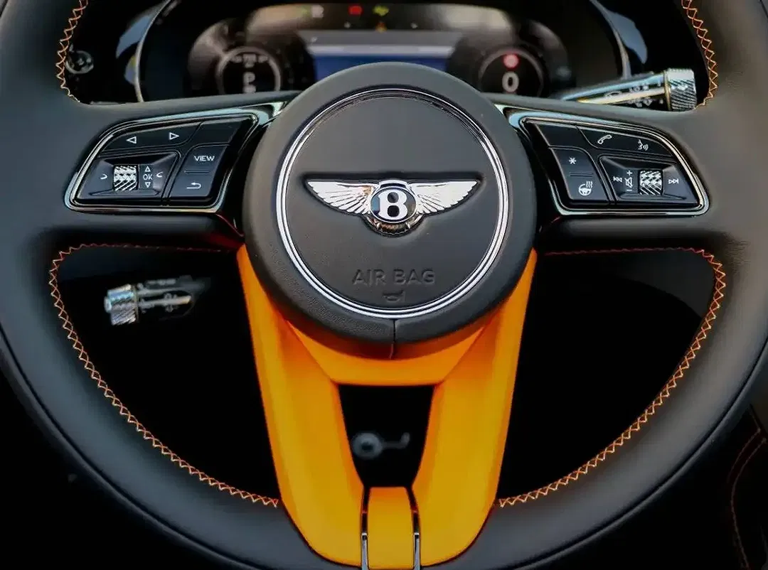 Bentley Continental GT 4.0 V8 Hybrid Azure - Thumbnail 26