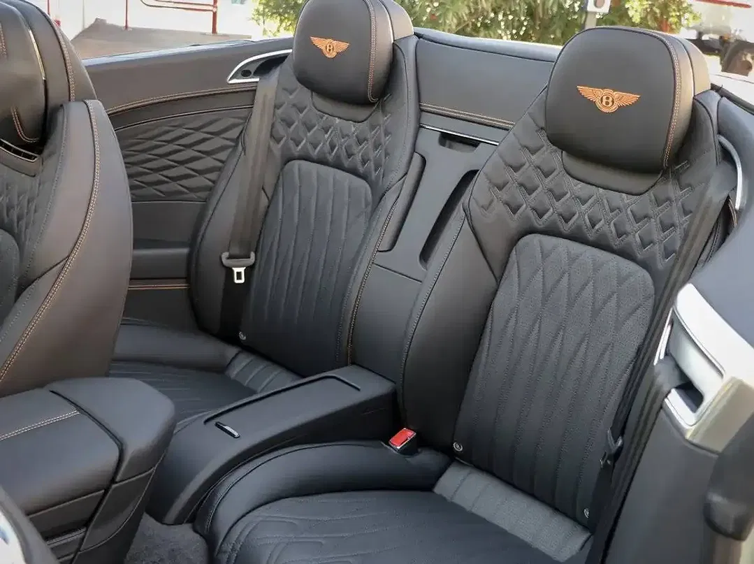 Bentley Continental GT 4.0 V8 Hybrid Azure - Thumbnail 8