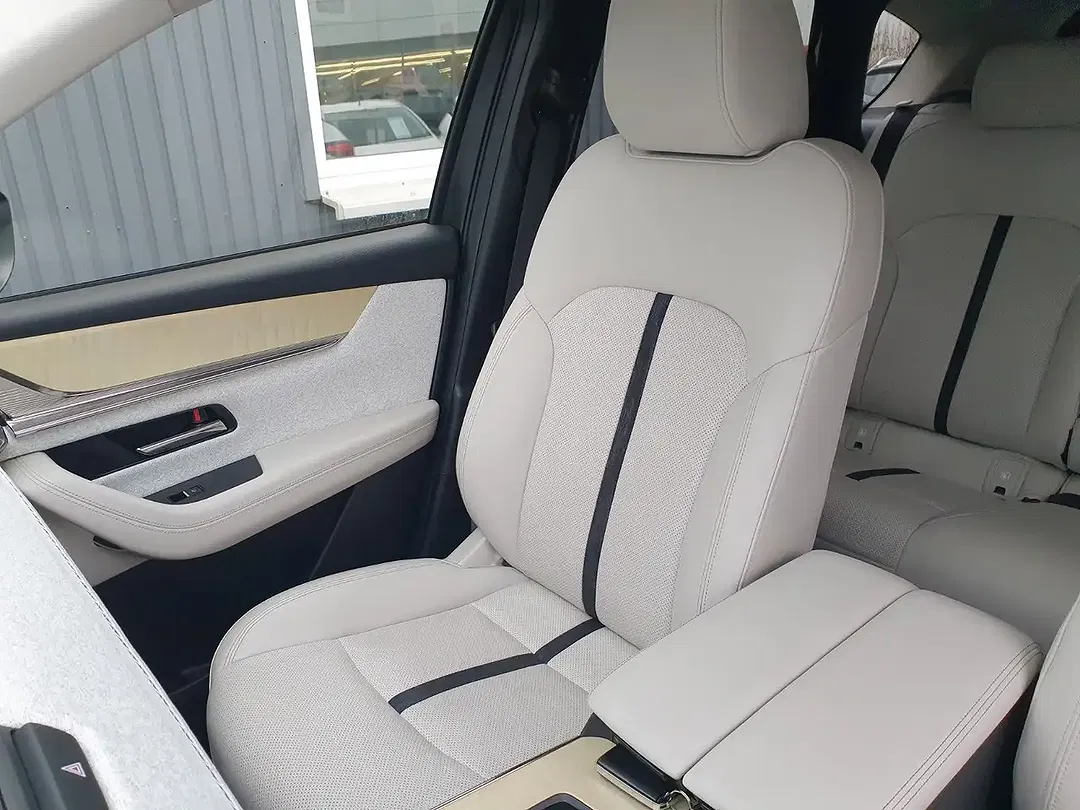 Mazda CX-60 AWD Hybrid Takumi - Thumbnail 11