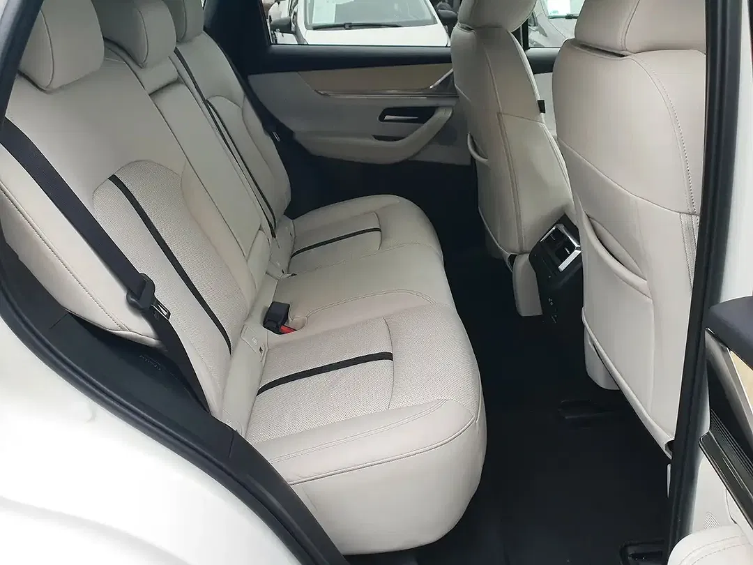 Mazda CX-60 AWD Hybrid Takumi - Thumbnail 12