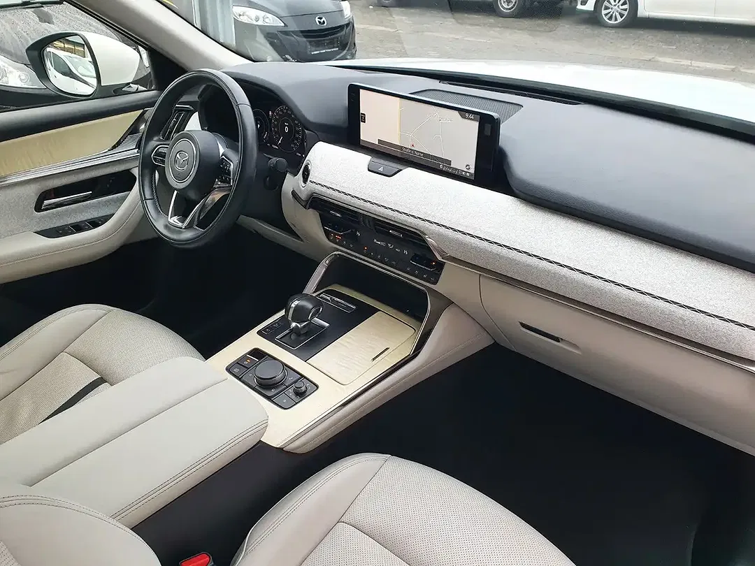 Mazda CX-60 AWD Hybrid Takumi - Thumbnail 14
