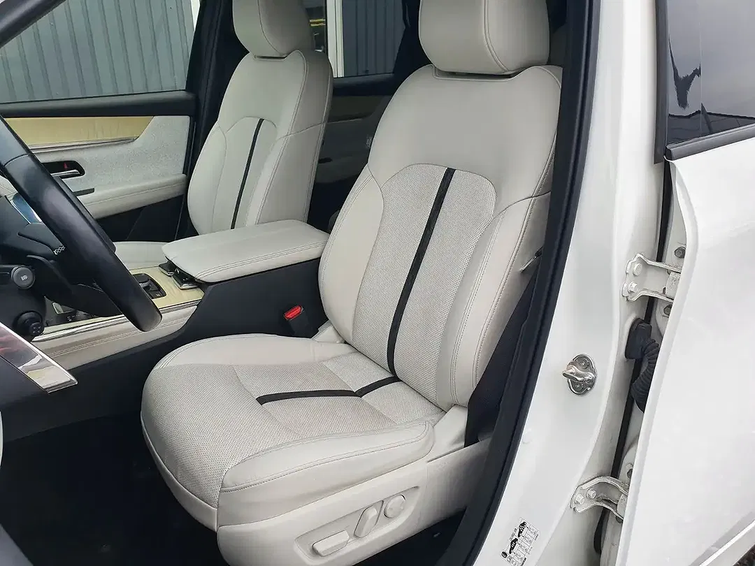 Mazda CX-60 AWD Hybrid Takumi - Thumbnail 8