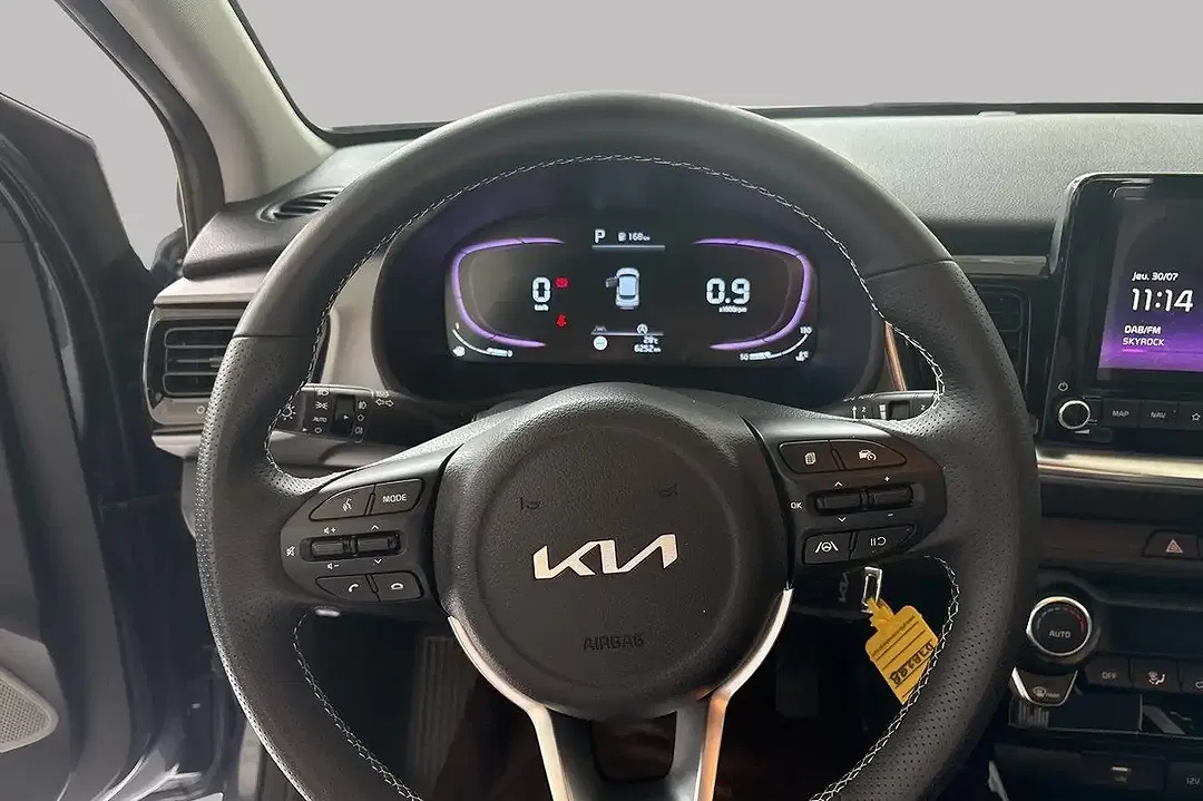 Kia Stonic - Thumbnail 11