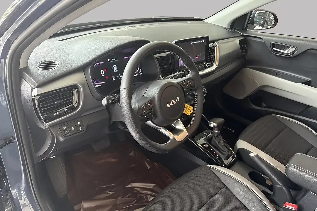 Kia Stonic - Thumbnail 8