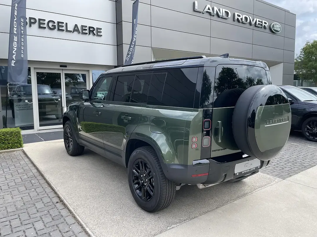 Land Rover Defender P300e 110 S - Thumbnail 12