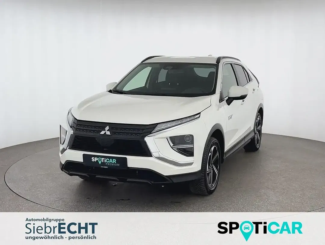 Mitsubishi Eclipse Cross 2.4 Hybrid 4WD Basis - foto 1