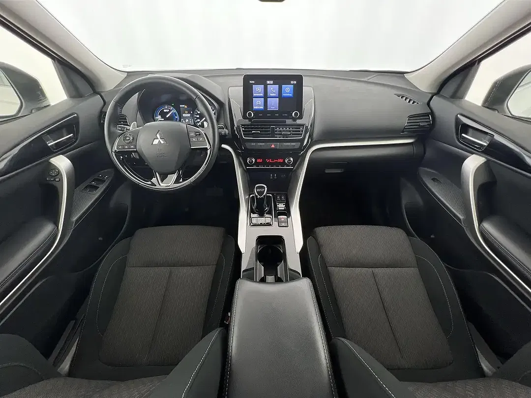 Mitsubishi Eclipse Cross 2.4 Hybrid 4WD Basis - Thumbnail 8