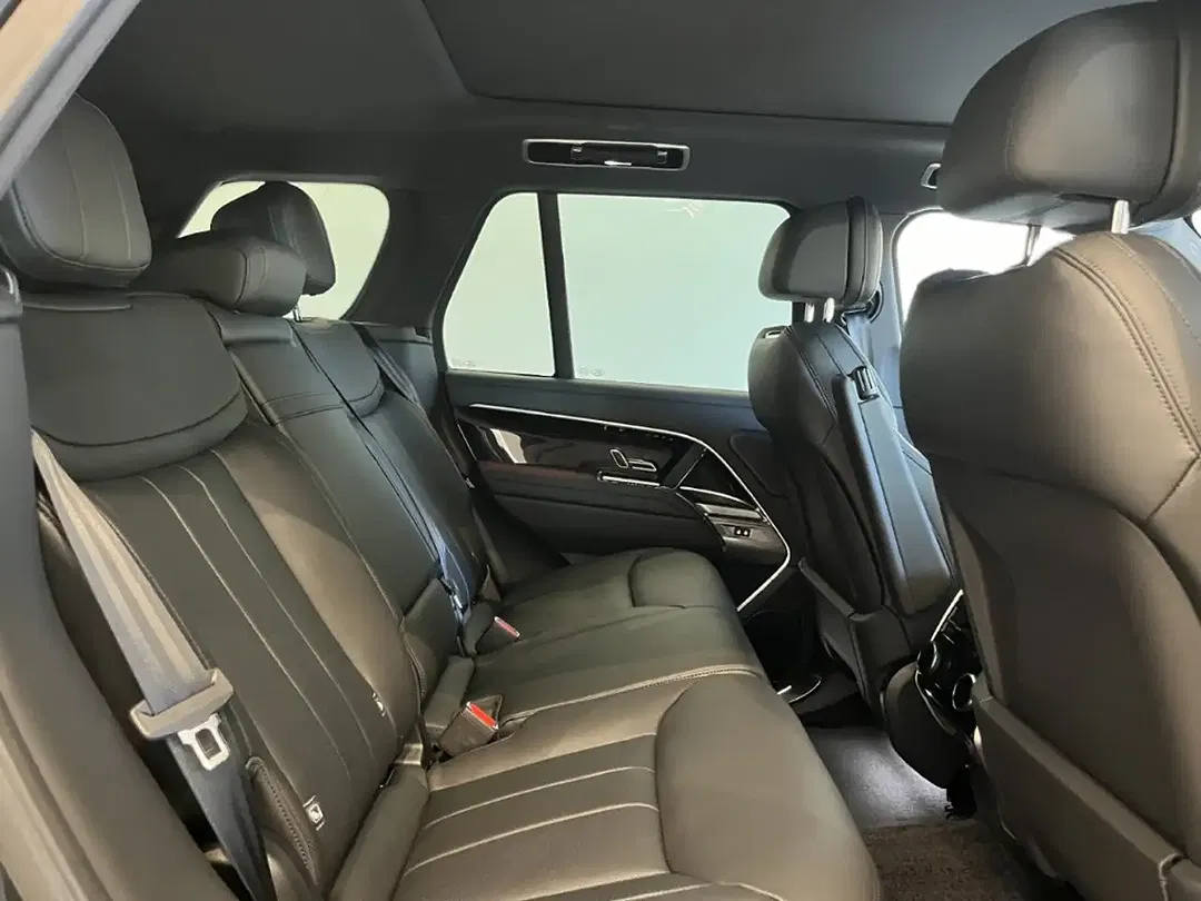 Land Rover Range Rover P550e Hybrid HSE - Thumbnail 5