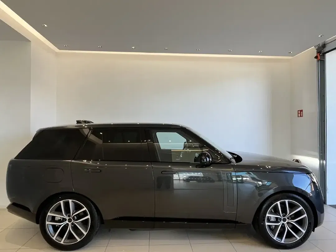 Land Rover Range Rover P550e Hybrid HSE - Thumbnail 6