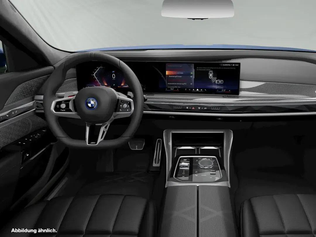 BMW 750 xDrive M Sport - Thumbnail 4