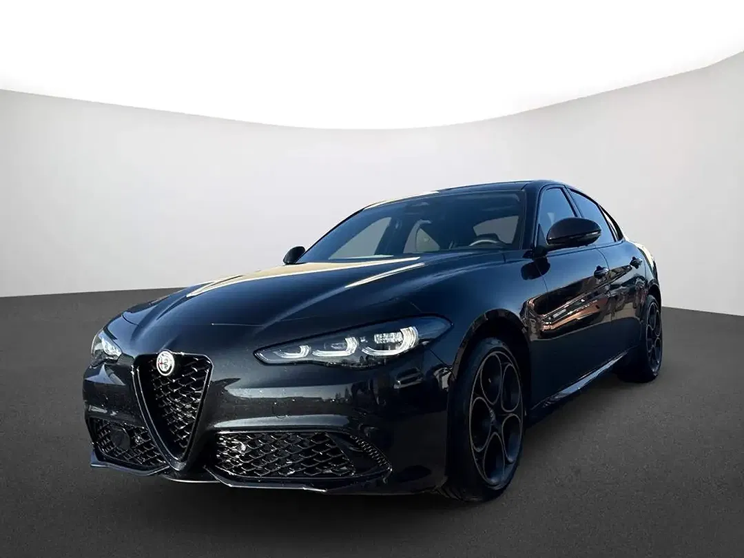 Alfa Romeo Giulia Q4 Intensa - foto 2