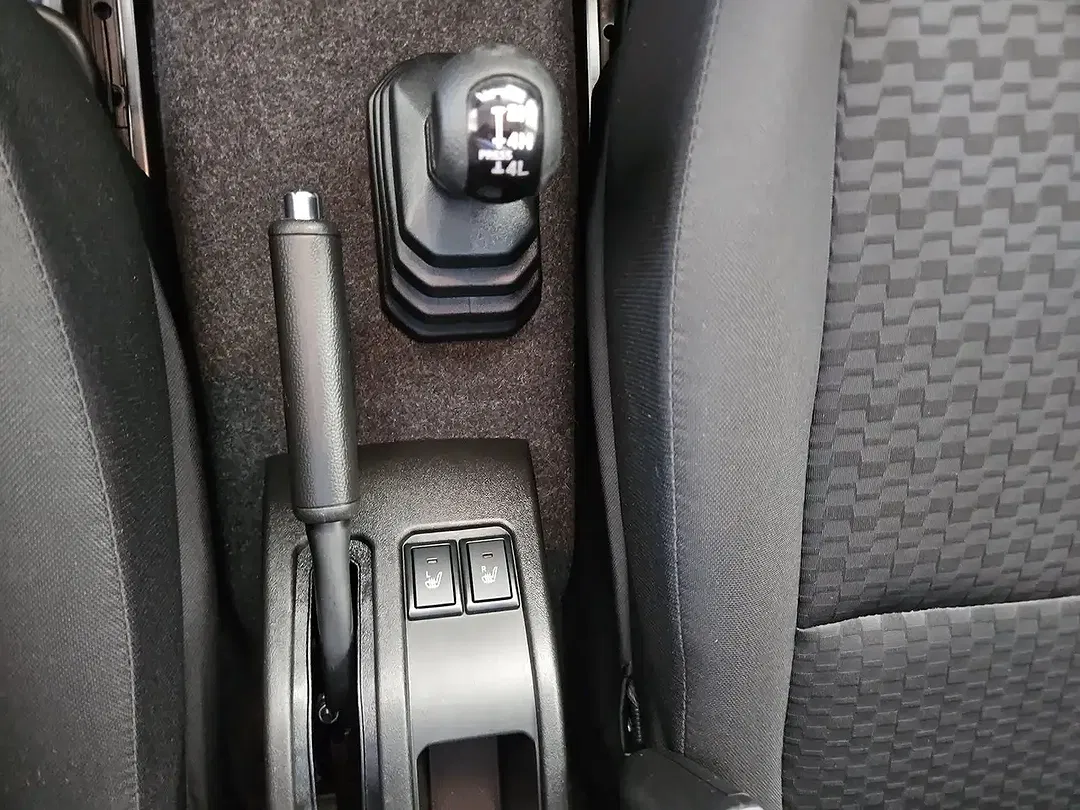 Suzuki Jimny 1.5 AllGrip - Thumbnail 10
