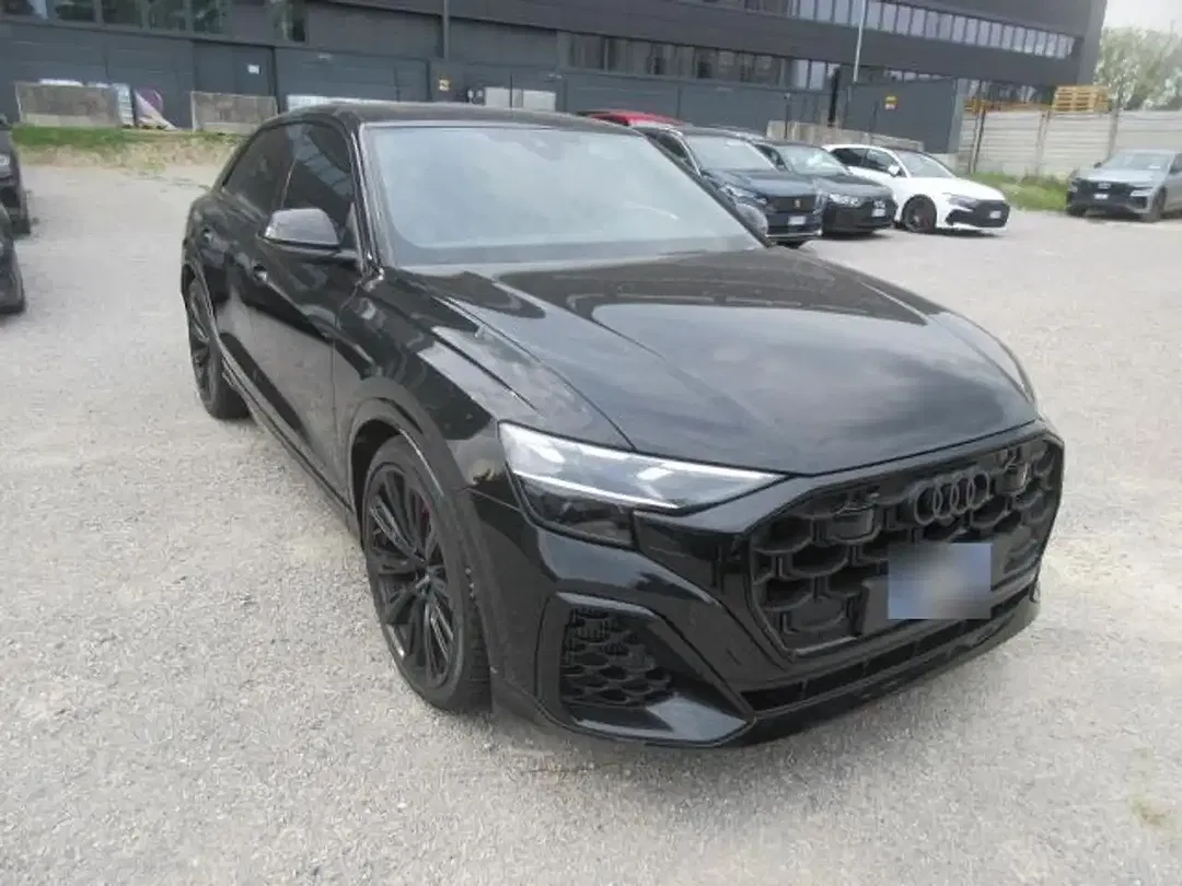 Audi SQ8 TFSI - Thumbnail 4