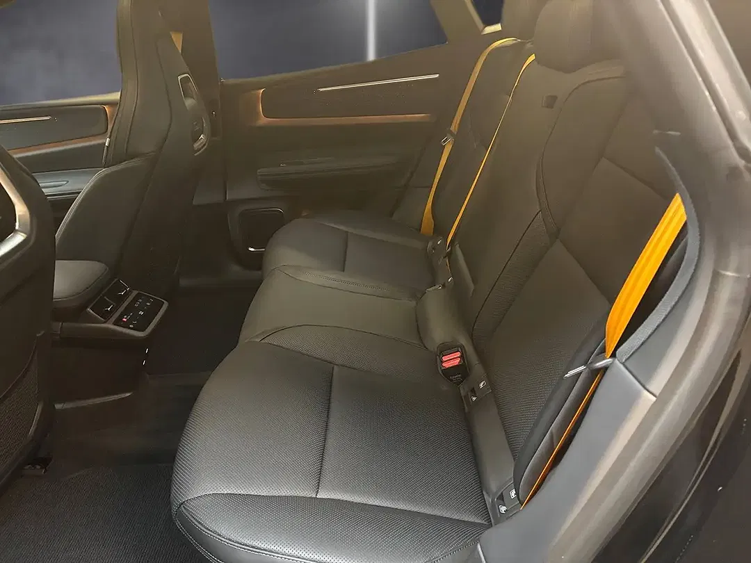 Polestar 4 Performance Dual Motor - Thumbnail 10