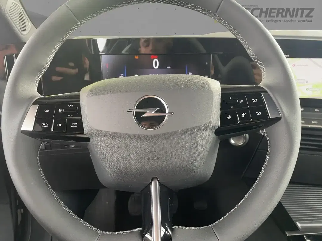 Opel Astra 1.2 Turbo GS - Thumbnail 9