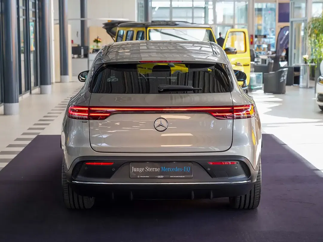 Mercedes-Benz EQC 400 4MATIC Burmester AMG Line - Thumbnail 4