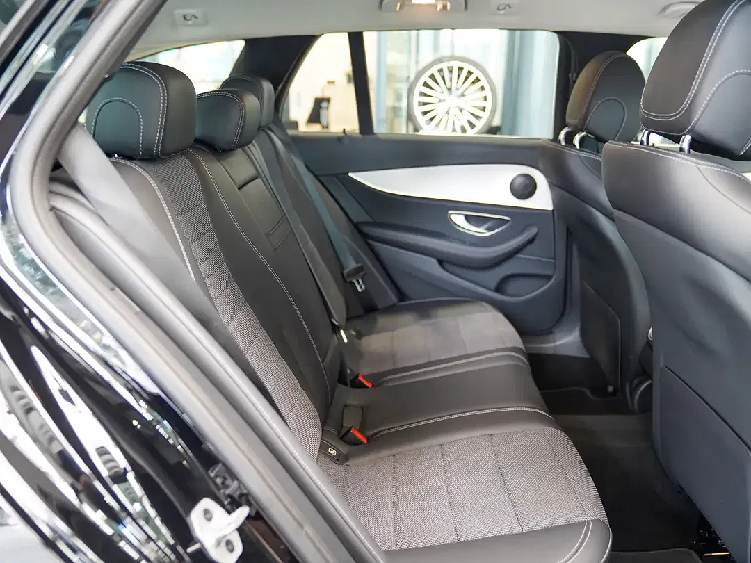 Mercedes-Benz E 220 Avantgarde - Thumbnail 11