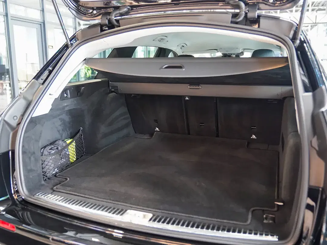 Mercedes-Benz E 220 Avantgarde - Thumbnail 12