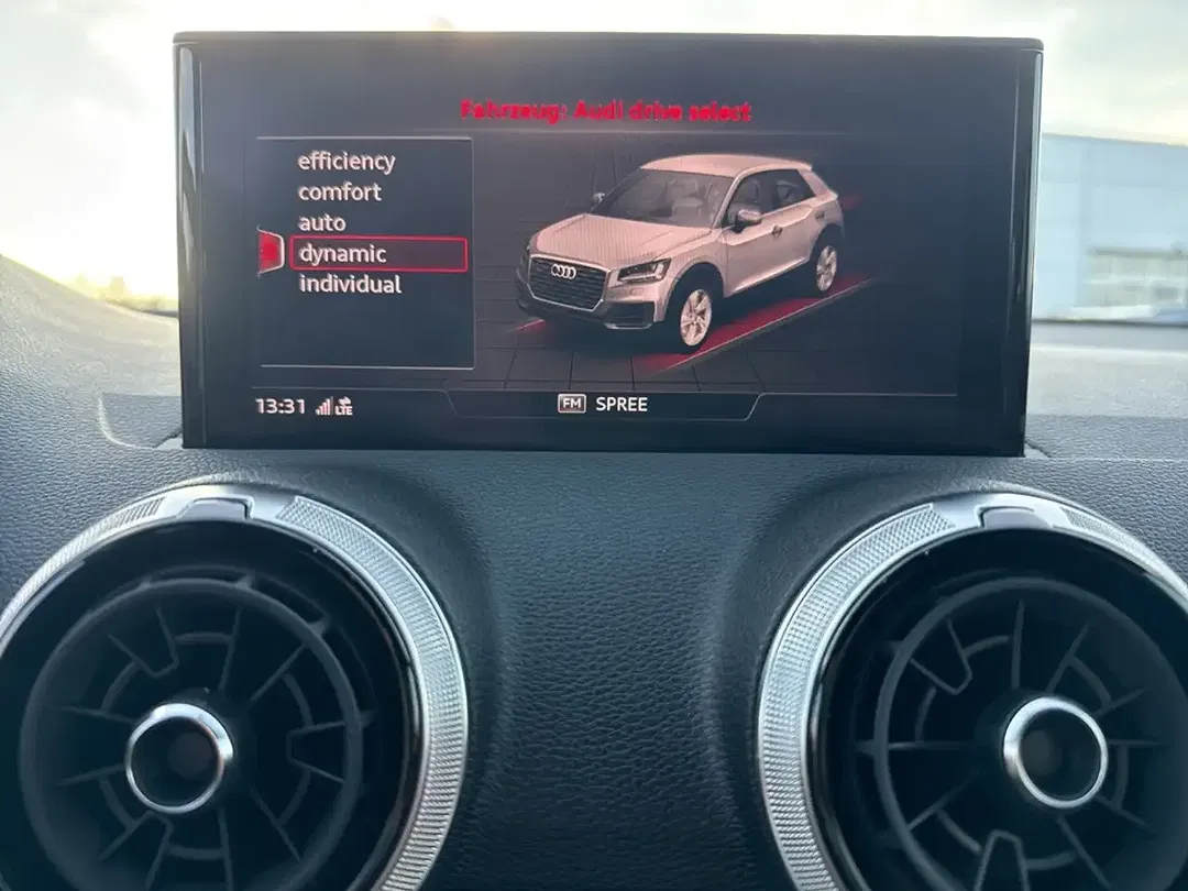 Audi SQ2 2.0 TFSI S tronic quattro - Thumbnail 12