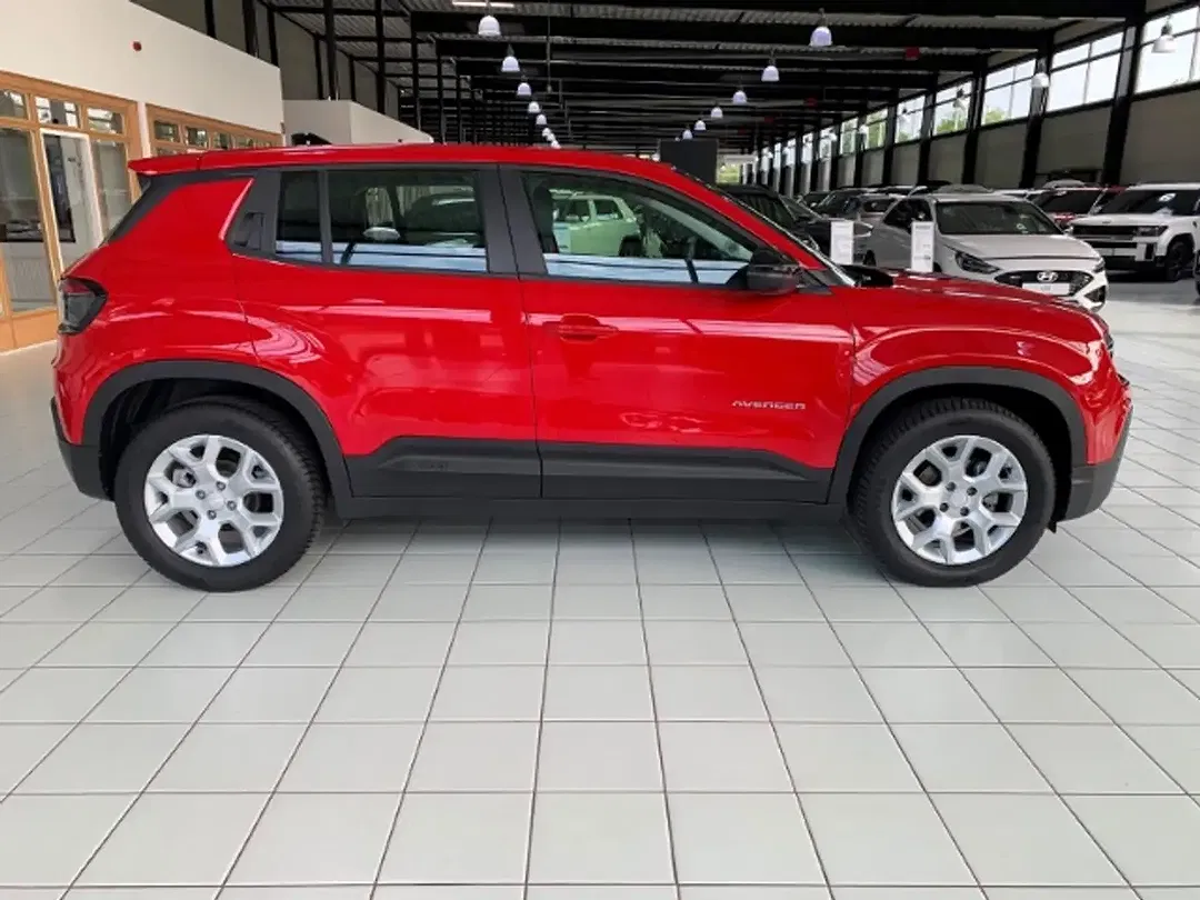 Jeep Avenger 1.2 GSE T3 Altitude - Thumbnail 4