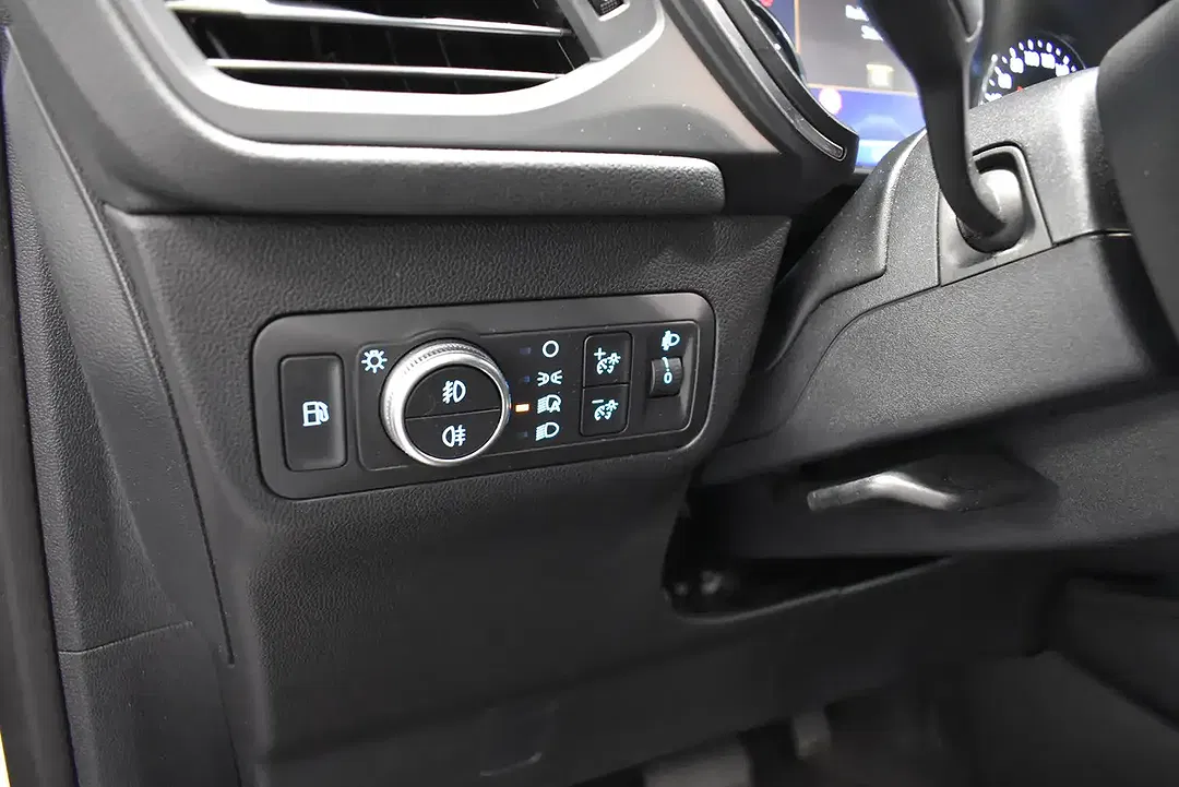 Ford Kuga PHEV Titanium - Thumbnail 12