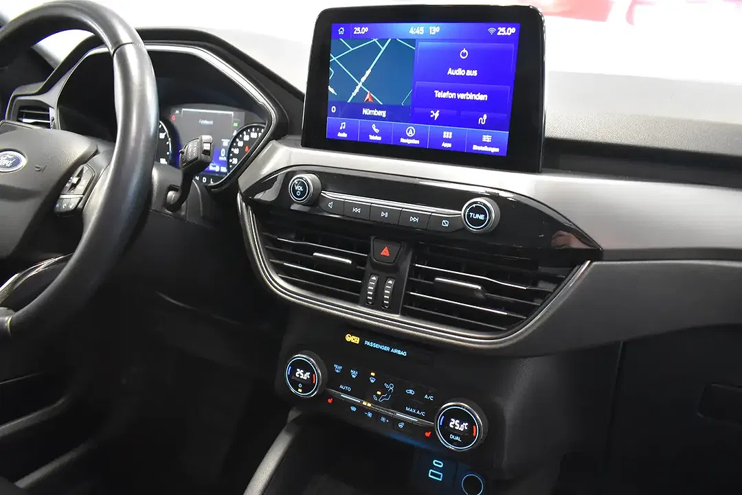 Ford Kuga PHEV Titanium - Thumbnail 8