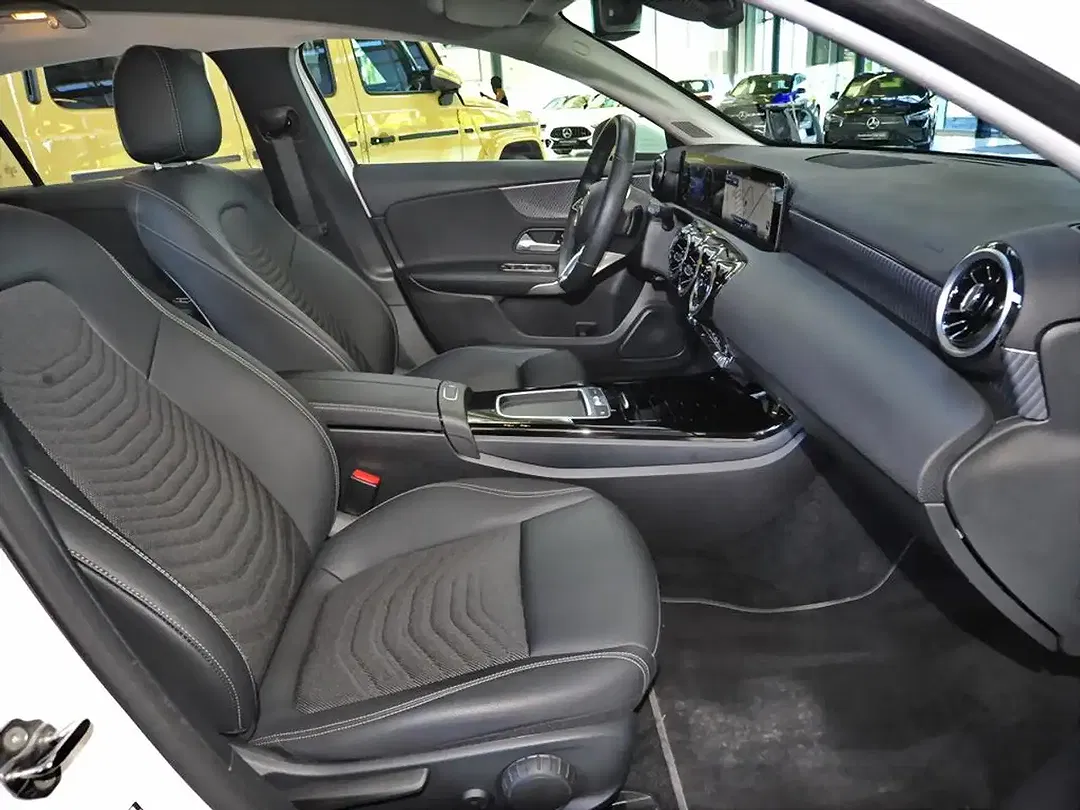 Mercedes-Benz A 200 AUT - Thumbnail 12