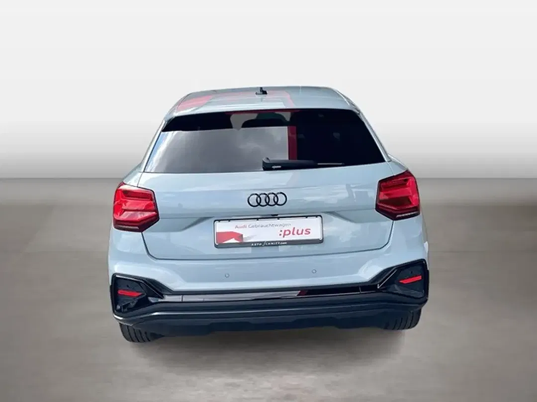Audi Q2 35 TFSI S line - Thumbnail 4