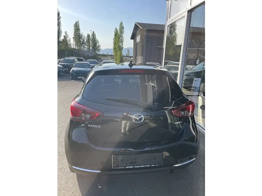 Mazda 2 - Thumbnail 5